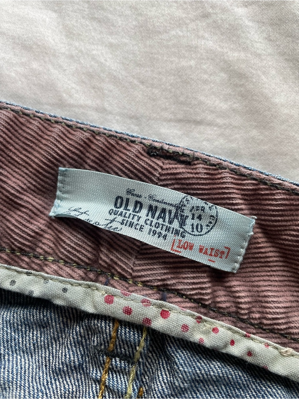 Old Navy Y2K Low Rise Flap Pocket Bootcut Flare Jeans 10 Classic Preppy 2000s - Picture 5 of 9